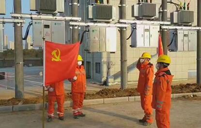 “火線”入黨，在湖北保衛(wèi)戰(zhàn)的戰(zhàn)場上接受組織的考驗