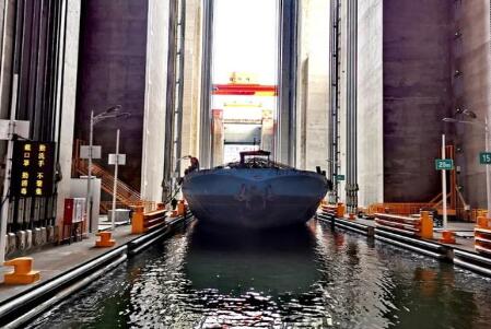 單日通貨7500噸，向家壩升船機(jī)通航創(chuàng)紀(jì)錄