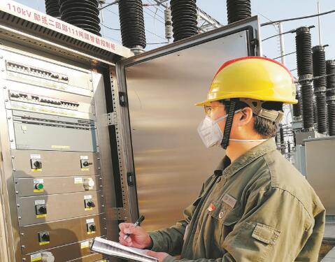 我是黨員，就應(yīng)該沖鋒在前——記湖北十堰供電公司檢修分公司鄖縣運(yùn)維班副班長楊永東