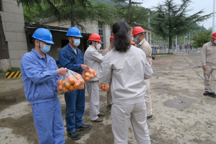 國家能源集團大寨發(fā)電分公司到生產一線慰問檢修員工