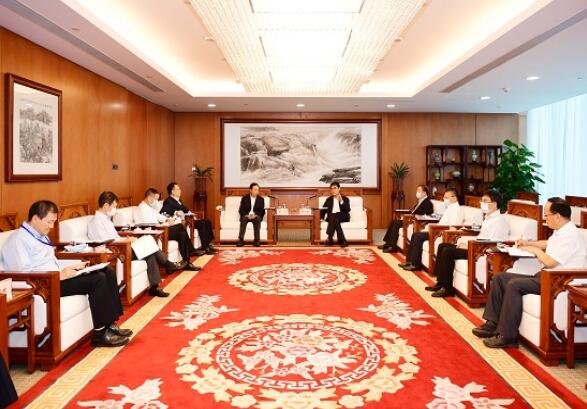 華能集團(tuán)有限公司黨組書記、董事長(zhǎng)舒印彪會(huì)見國(guó)開行董事長(zhǎng)趙歡