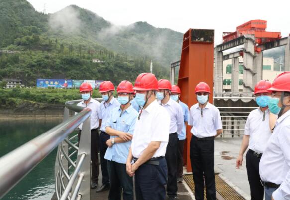 三峽集團(tuán)黨組書記、董事長(zhǎng)雷鳴山赴湖北宜昌市調(diào)研