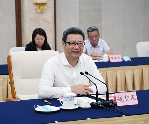 國家電投黨組書記、董事長錢智民拜會重慶市委副書記、市長唐良智