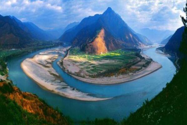 雅魯藏布江建2座電站，印度就喊“大壩威脅論”，中國本要建17座