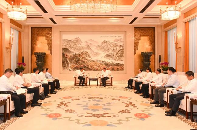 舒印彪拜會(huì)湖北省委書記應(yīng)勇、省長王曉東