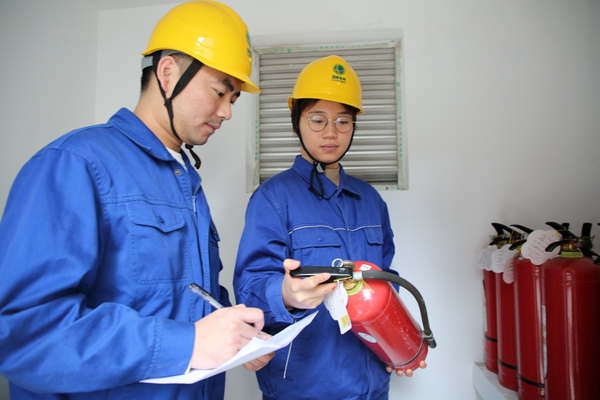 國網(wǎng)寧?？h供電公司持續(xù)深化“電網(wǎng)百日撣塵”專項行動