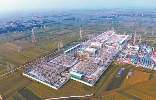 世界首個新能源遠距離輸送大通道青?！幽咸馗邏褐绷鞴こ倘娼ǔ赏哆\