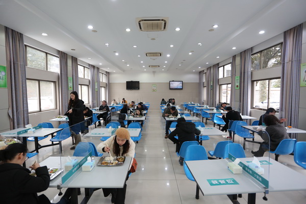 國網(wǎng)寧?？h供電公司后勤為疫情防控筑牢堅固防線