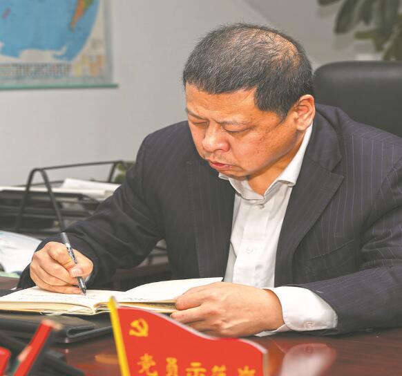 有他在，大家心里就有底了——記國家電網(wǎng)有限公司特等勞動模范汪波