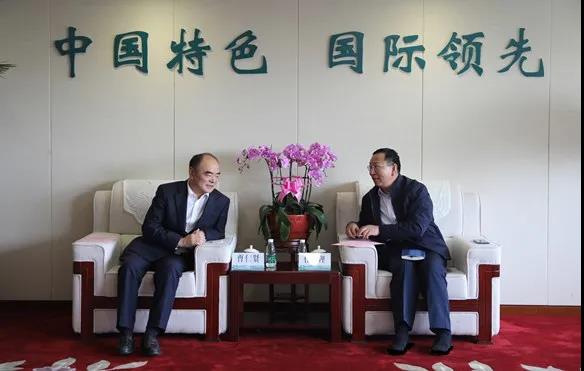 國網(wǎng)綜能服務(wù)集團(tuán)董事長(zhǎng)任偉理會(huì)見陽光電源董