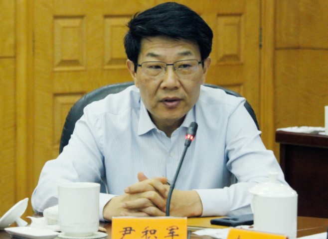 國(guó)網(wǎng)浙江省電力有限公司董事長(zhǎng)、黨委書記  尹積軍：以“一體四翼”發(fā)展布局落地實(shí)踐 推動(dòng)浙江高質(zhì)量實(shí)現(xiàn)碳達(dá)峰