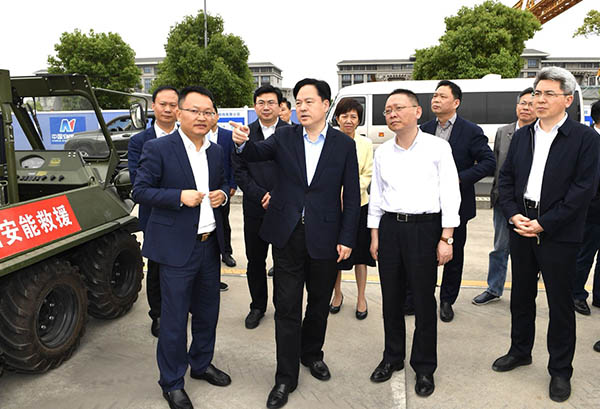 常州市委副書記、市長(zhǎng)陳金虎蒞臨中國(guó)安能二局常州分公司調(diào)研防汛抗旱工作