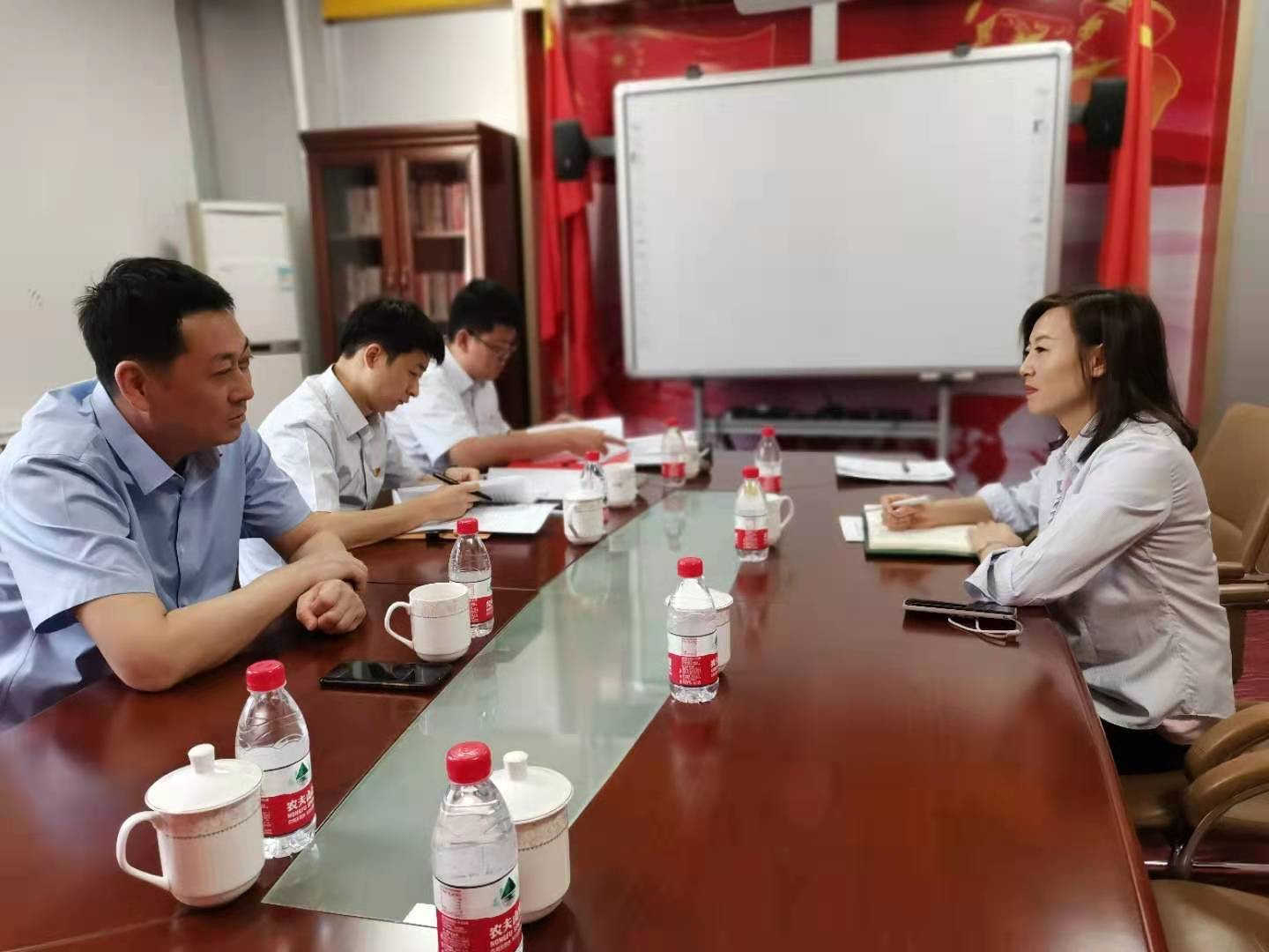 副局長(zhǎng)王永強(qiáng)到烏海電業(yè)局千里山分局開展黨史學(xué)習(xí)教育督導(dǎo)、領(lǐng)學(xué)