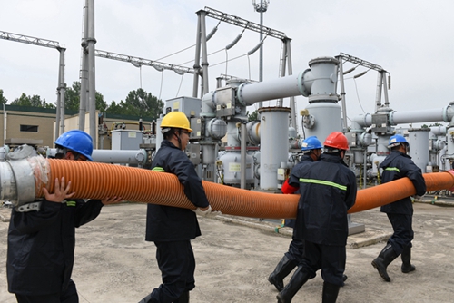 江蘇東?？h供電公司開展2021年變電站防汛應急演練