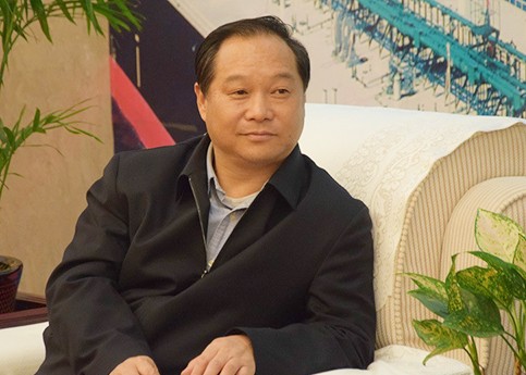 南方電網(wǎng)董事、黨組副書記畢亞雄：電網(wǎng)企業(yè)助力“30·60目標(biāo)”的舉措、思考和建議