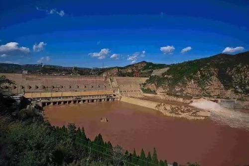 高效運(yùn)轉(zhuǎn)話改革，立規(guī)定矩繪藍(lán)圖——三門峽發(fā)電公司將建章立制貫穿機(jī)構(gòu)改革全過程