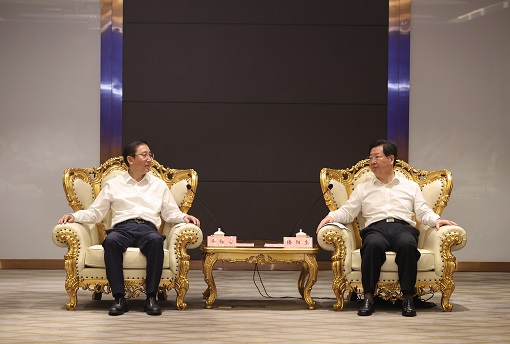 國(guó)家電網(wǎng)董事長(zhǎng)、黨組書(shū)記辛保安拜會(huì)河南省委書(shū)記樓陽(yáng)生、省長(zhǎng)王凱