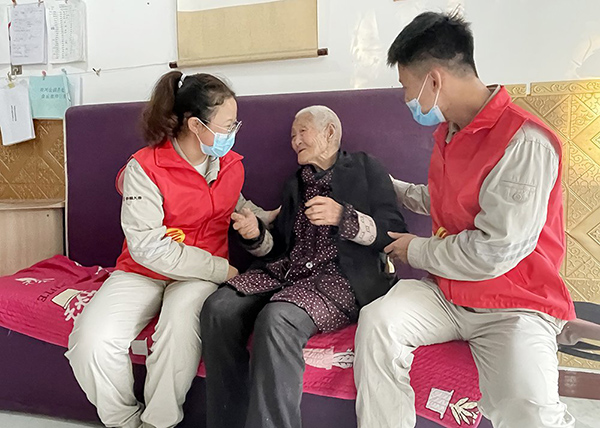 大唐臨汾熱電公司開展“人間重晚情，愛助夕陽紅”志愿服務(wù)活動