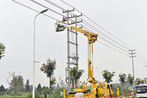 ???????國(guó)網(wǎng)東?？h供電公司：強(qiáng)基降損?挖潛增效