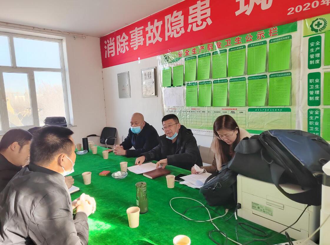 額濟(jì)納供電公司:優(yōu)化營商環(huán)境 我為企業(yè)辦實(shí)事