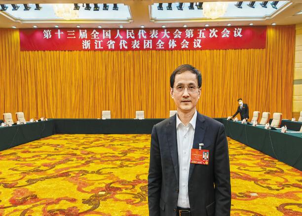 【兩會】電力為打造現(xiàn)代化濱海大都市注入動能——訪全國人大代表、浙江省寧波市經(jīng)濟和信息化局局長張世方