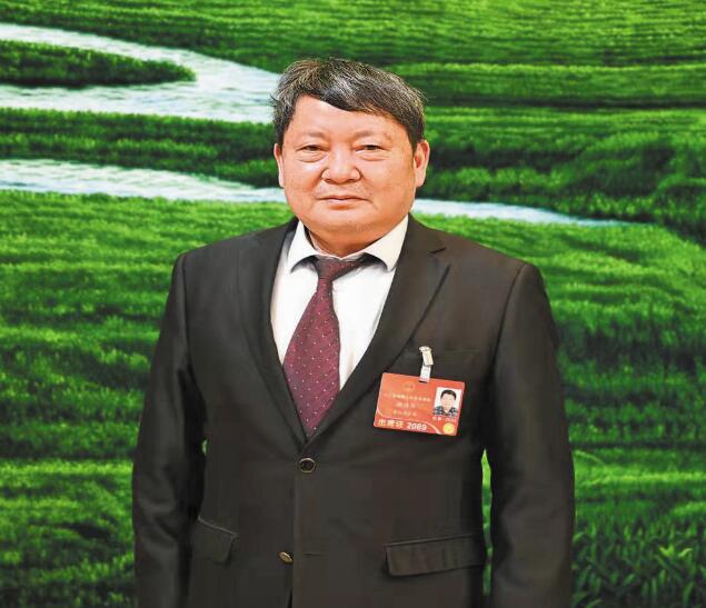 【兩會】農(nóng)業(yè)農(nóng)村現(xiàn)代化離不開堅強電力支撐——訪全國人大代表、西南大學資源環(huán)境學院教授謝德體