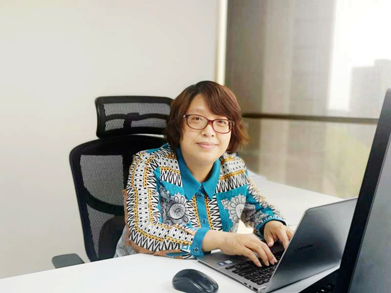 首都最美巾幗奮斗者尹洪苓：以奮斗的姿態(tài)，砥礪前行 展現(xiàn)新時(shí)代“她風(fēng)采”