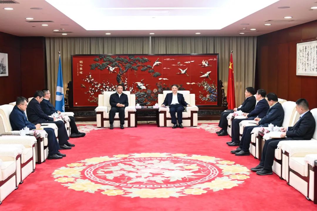 溫樞剛會見哈電集團(tuán)董事長、黨委書記曹志安