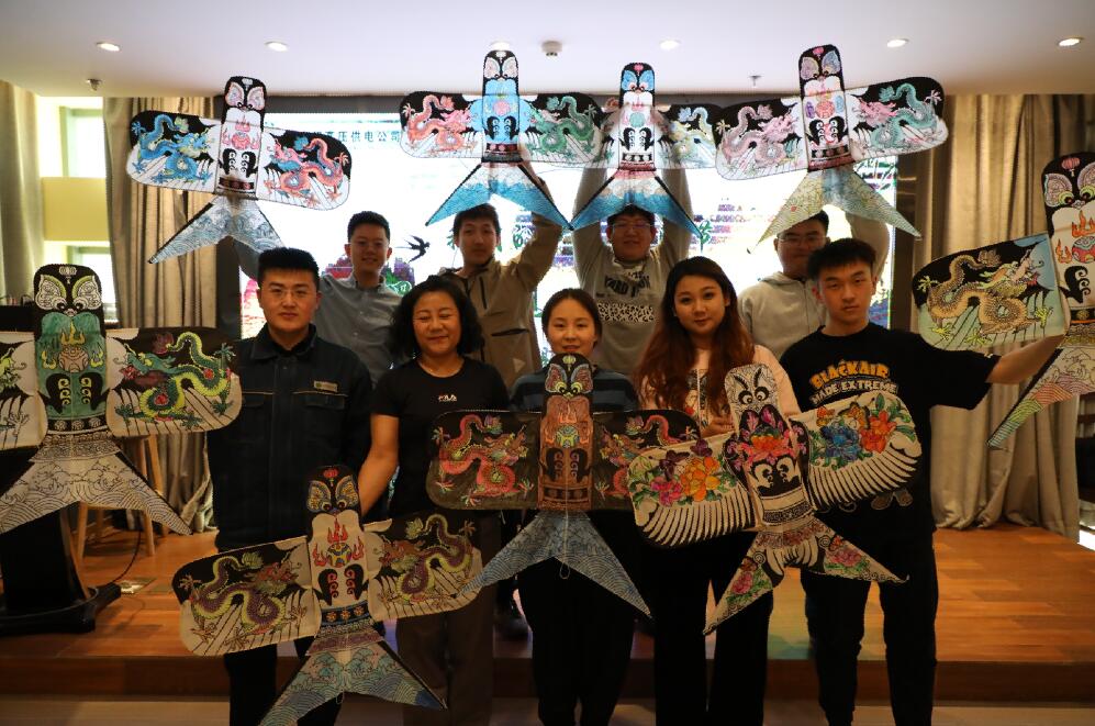 烏海超高壓供電公司清明憶先烈，寄情繪紙鳶