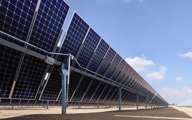 市場(chǎng)回暖！光伏跟蹤支架“蓄勢(shì)待發(fā)”