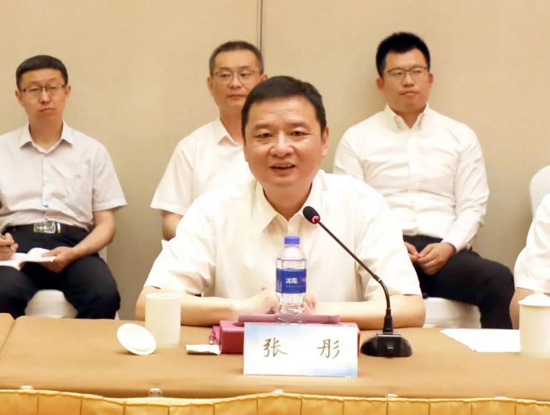 協(xié)鑫、徐工聯(lián)手！布局新能源