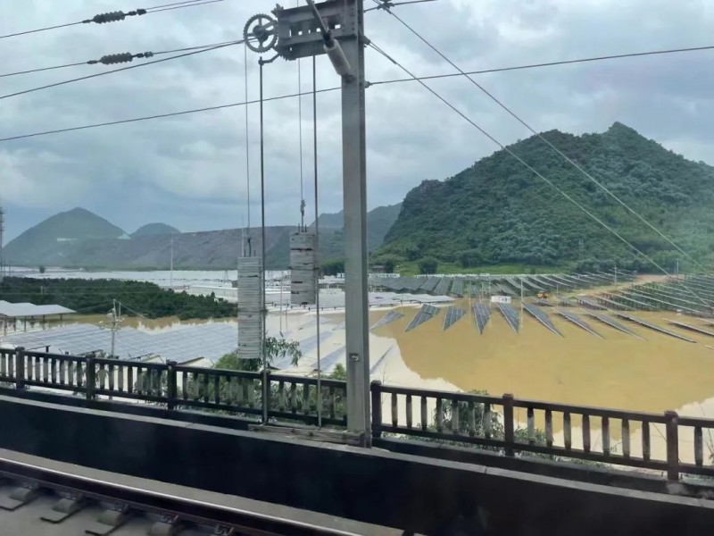 地面電站秒變漂浮電站，又一光伏電站被水淹！
