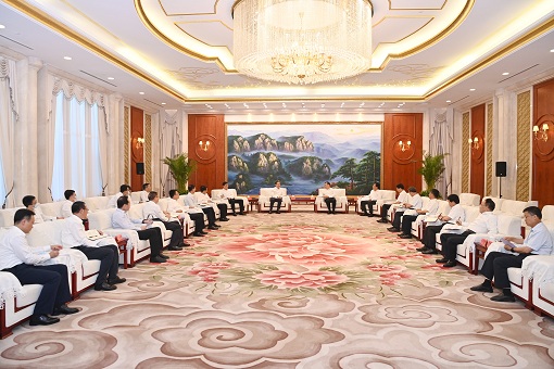 國家電網(wǎng)董事長、黨組書記辛保安與寧夏回族自治區(qū)黨委書記梁言順、自治區(qū)主席張雨浦會談