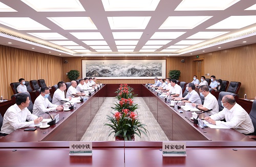 國家電網(wǎng)公司總經(jīng)理、黨組副書記張智剛與中國中鐵董事長陳云會談