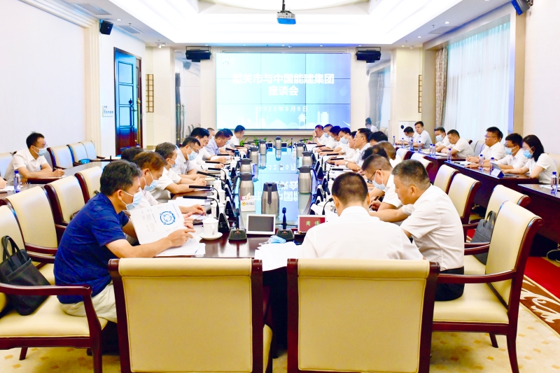 孫洪水與韶關(guān)市委書記、市長(zhǎng)陳少榮會(huì)談