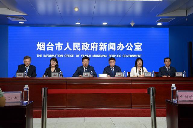 山東蓬萊：“綠色能源”海上來(lái)，“風(fēng)電母港”正崛起