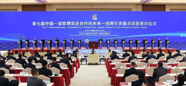 鋁業(yè)巨頭600億元進軍光伏，建設(shè)30萬噸多晶硅、20GW硅片、6GW電站等