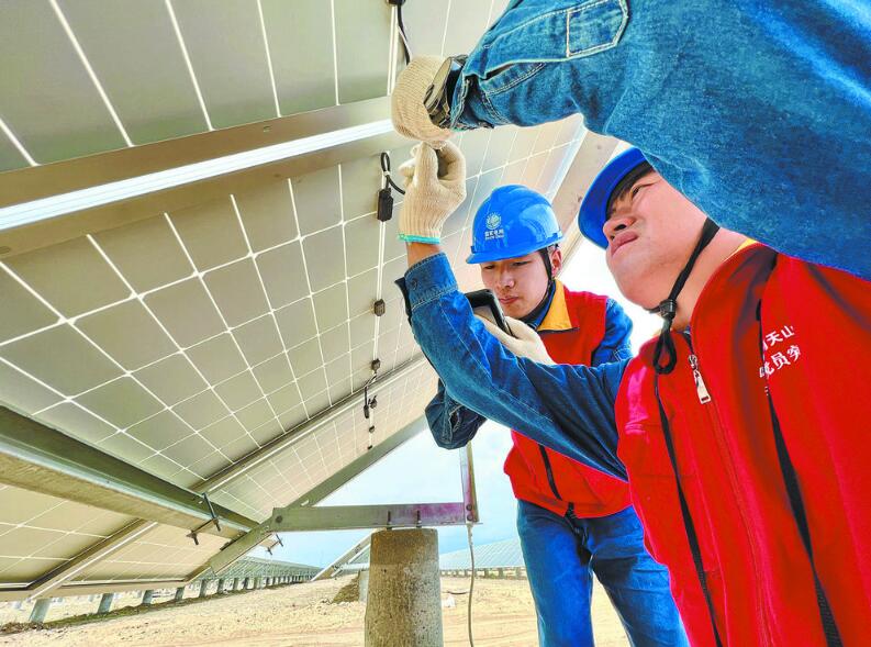 國(guó)網(wǎng)新疆電力公司:服務(wù)新能源發(fā)電并網(wǎng)消納 推動(dòng)新疆能源轉(zhuǎn)型發(fā)展