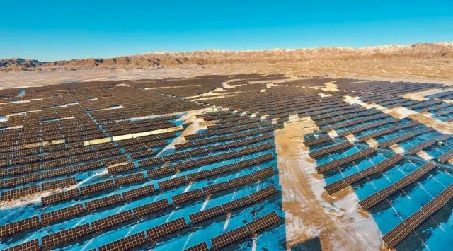 【索比月報(bào)】組件價(jià)格高位穩(wěn)，開工環(huán)比基本維持，產(chǎn)業(yè)鏈或?qū)⒂瓉碜兏铩?1月光伏組件市場總結(jié)