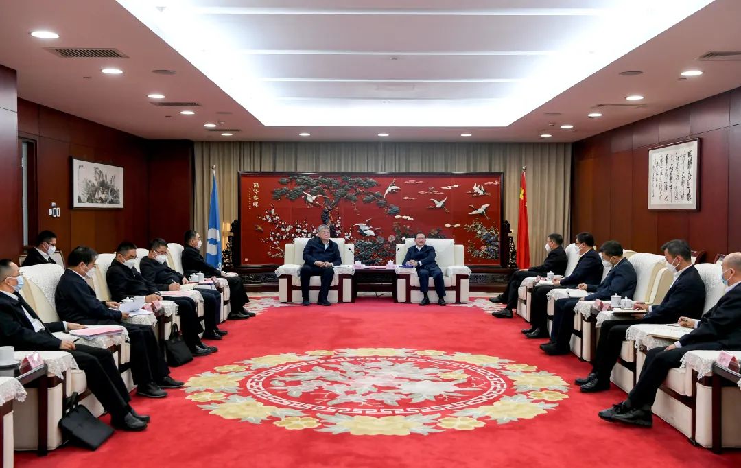 中國華電黨組書記、董事長江毅會見國家能源集團黨組書記、董事長劉國躍