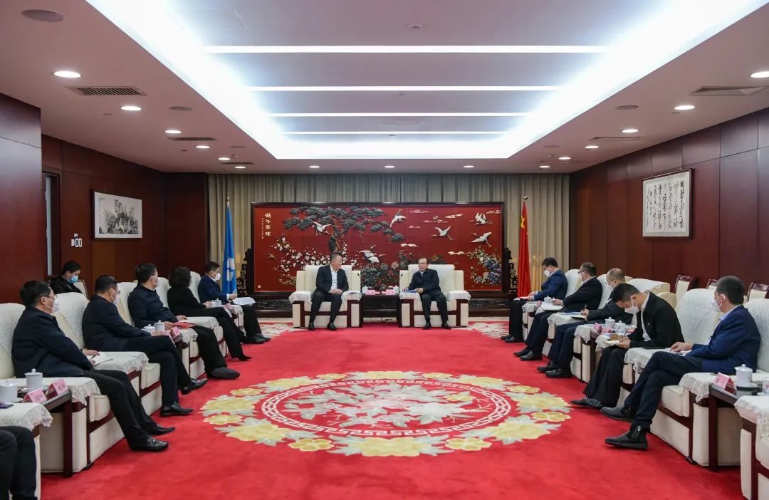 華電集團(tuán)黨組書記、董事長江毅會(huì)見鐵嶺市委書記、市人大常委會(huì)主任宋誠