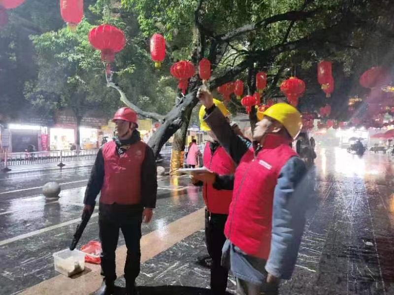 國(guó)網(wǎng)道縣供電公司:護(hù)航保供電 亮堂過元宵