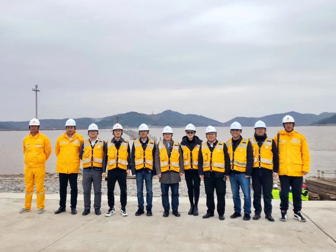 華潤(rùn)華東大區(qū)副總經(jīng)理、財(cái)務(wù)總監(jiān)高中元赴浙江公司指導(dǎo)調(diào)研