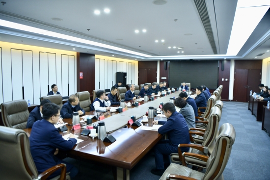 王斌與南昌市委常委、高新區(qū)黨工委書記王萬征會談