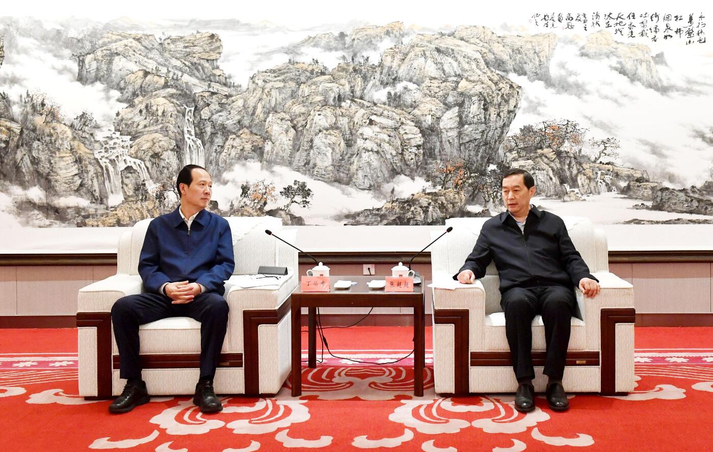 中國(guó)電建黨委書記、董事長(zhǎng)丁焰章與河北省委常委、石家莊市委書記張超超會(huì)談