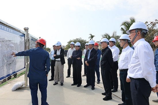 華能集團外部董事到海南分公司及昌江、石島灣核電基地調(diào)研
