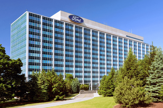 從未破產(chǎn)過的福特汽車，困在新能源時代