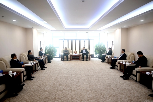 中國(guó)電建黨委常委、副總經(jīng)理王小軍會(huì)見大理州委副書記肖創(chuàng)勇