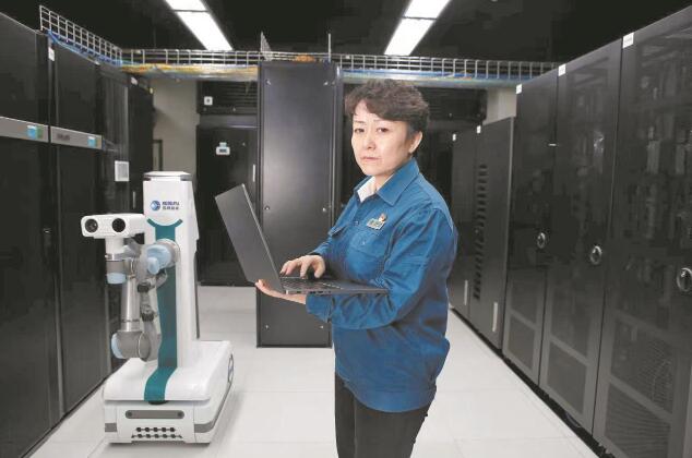 國網(wǎng)首席專家嚴(yán)莉:牽頭構(gòu)建省公司數(shù)據(jù)中臺深挖數(shù)據(jù)價值