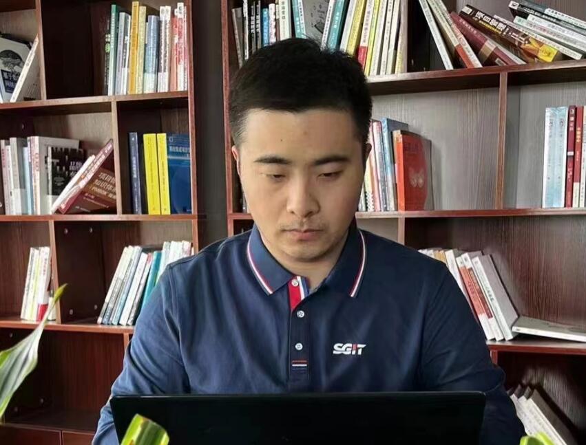 國(guó)家電網(wǎng)公司青年崗位能手許軻：潛心沉淀，厚積薄發(fā)